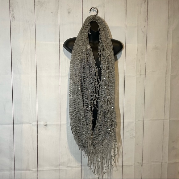 Maurices Grey Layered Crochet Scarf Gray Sparkle Maurice’s - Picture 6 of 6